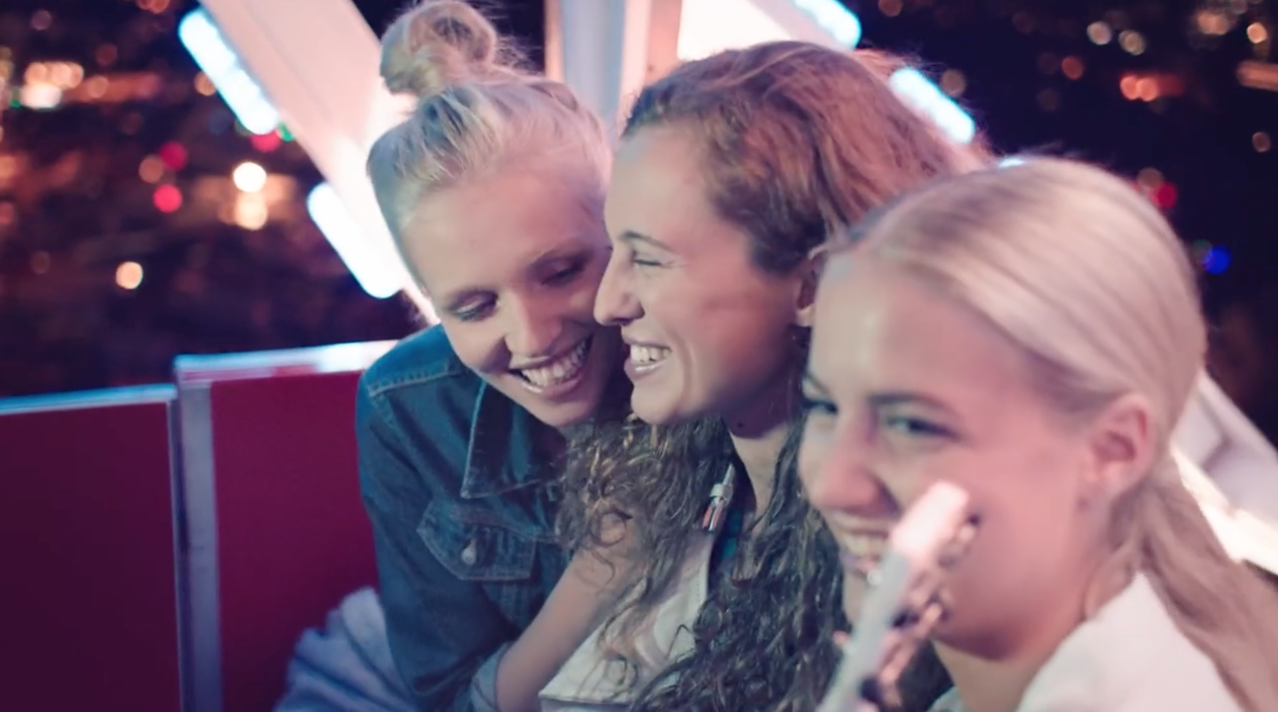 LABELLO – Teile Dein Lächeln